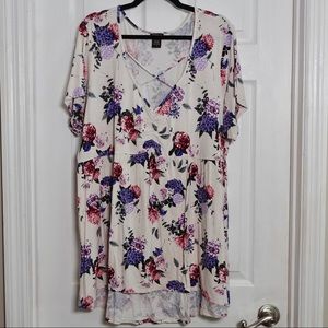 Torrid criss cross floral babydoll soft tshirt